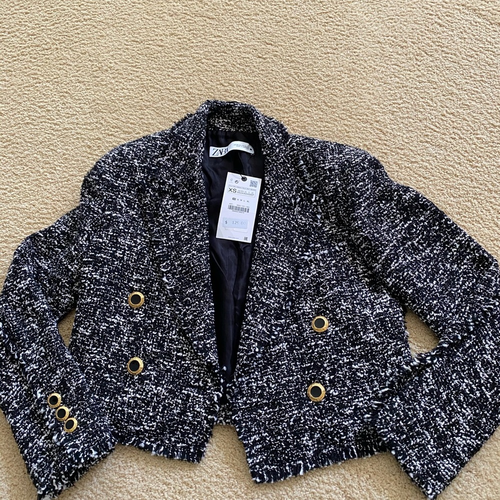 Brand new Zara cropped tweed jacket size XS